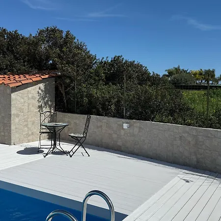 La Ginestra Sul Mare